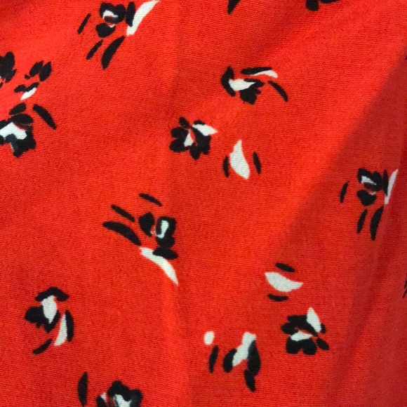 Red floral tank top - Picture 2 of 3